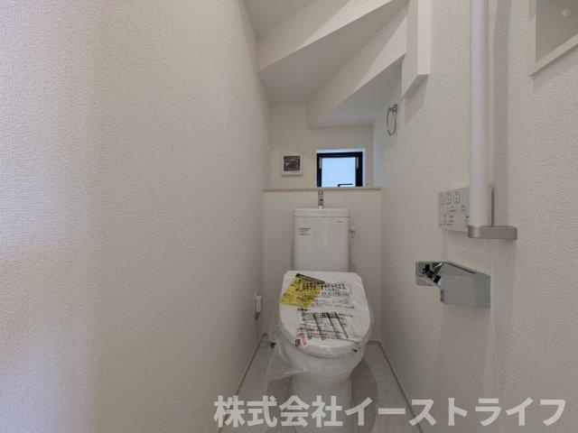 【新築戸建】　【オール電化】　いわき市平下平窪6期の収納|同社施工イメージです。　各居室にクローゼットが完備されているので、収納家具等の購入費用を抑えることが出来ます。