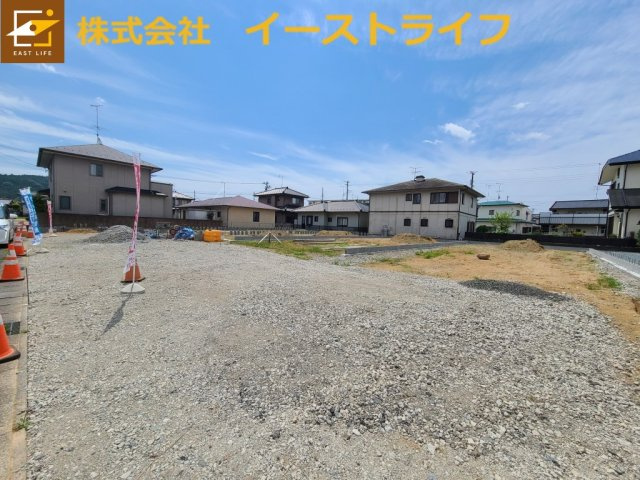 【新築戸建】　いわき市平下平窪6期の前面道路含む現地写真|造成中です