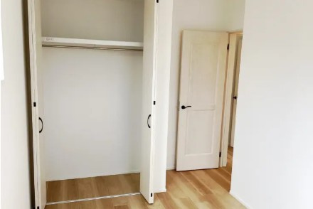 廿日市市串戸四丁目　№35561の収納|洋室内クローゼット