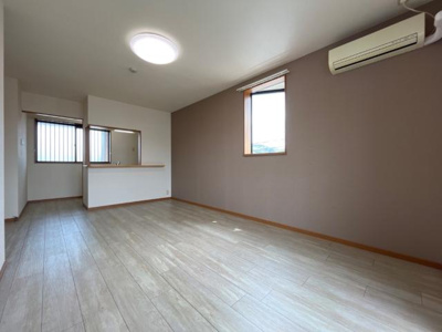 【居間・リビング】 | ＰａｕｌｏｗｎｉａⅡ（パウロウニアⅡ） | リビング