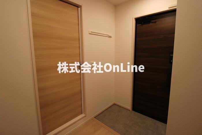 エクセレント曙川東Ⅱの玄関