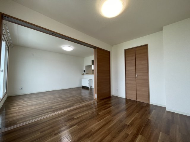 メゾンルミエールの洋室