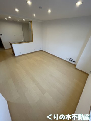 【居間・リビング】 | 鳥生レジデンスⅠ | 使いやすいリビングです