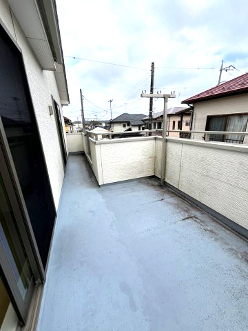 幸手市中５丁目　中古戸建のバルコニー