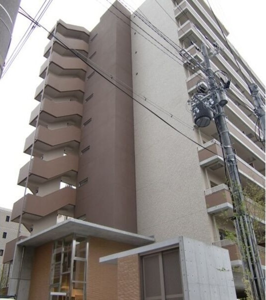 ルーエ江坂の外観