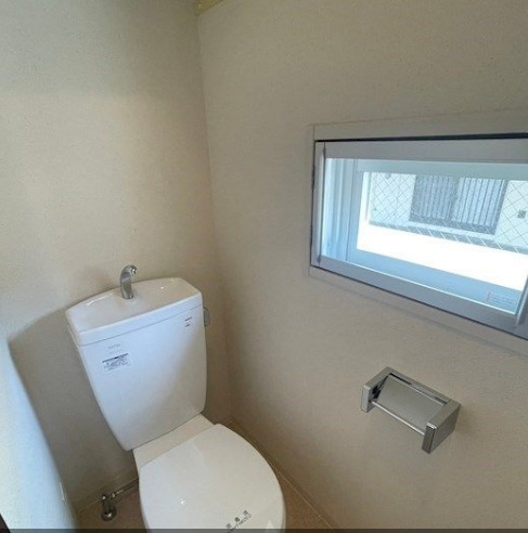 ルーエ江坂のトイレ