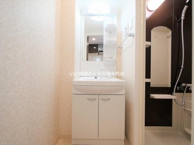 Luxe難波南の独立洗面台