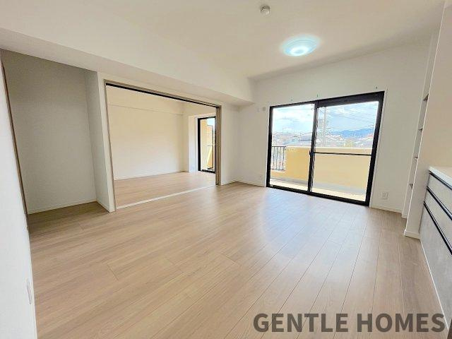 ベルヴィ香椎壱番館の居間・リビング