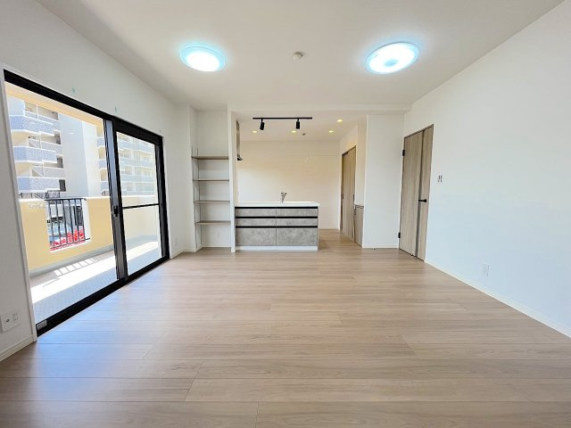 ベルヴィ香椎壱番館の居間・リビング