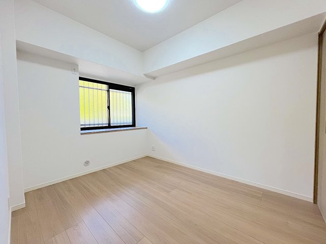 ベルヴィ香椎壱番館の洋室