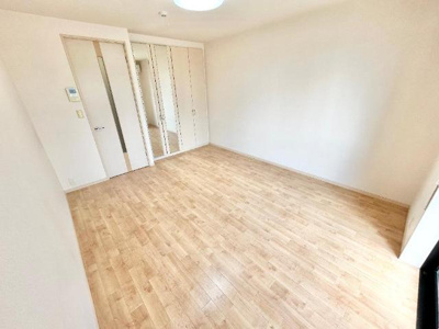 【内装】 | グレイシャス | 洋室