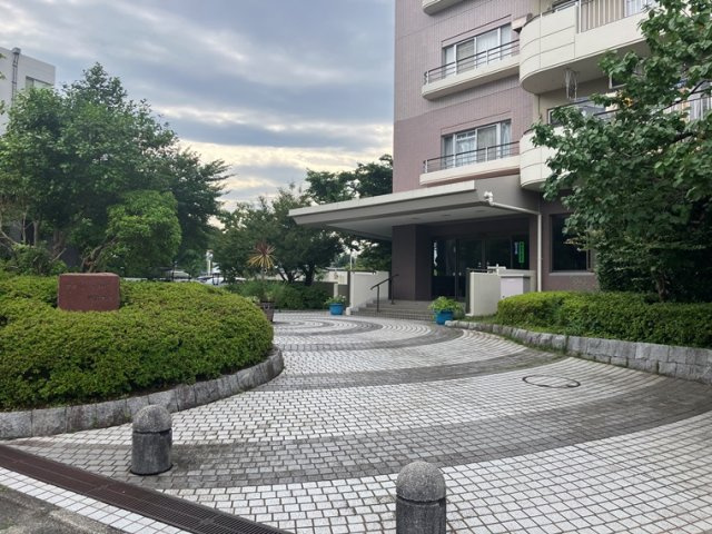 グリーンヴィレッジ宇津木台のエントランス