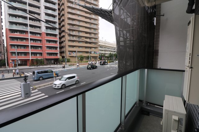 【バルコニー】