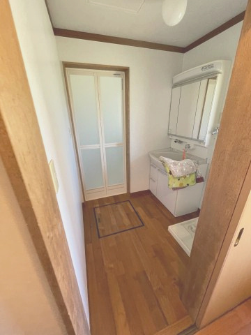 三和町上壱の家の洗面所