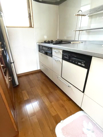 三和町上壱の家のキッチン|食洗器も付いています