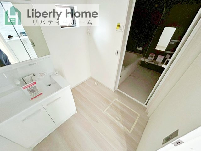 土浦市桜町1期　新築戸建の脱衣所