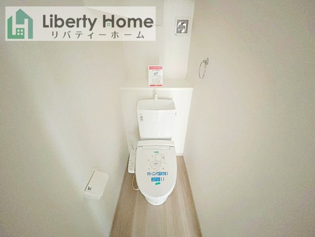 土浦市桜町1期　新築戸建のトイレ