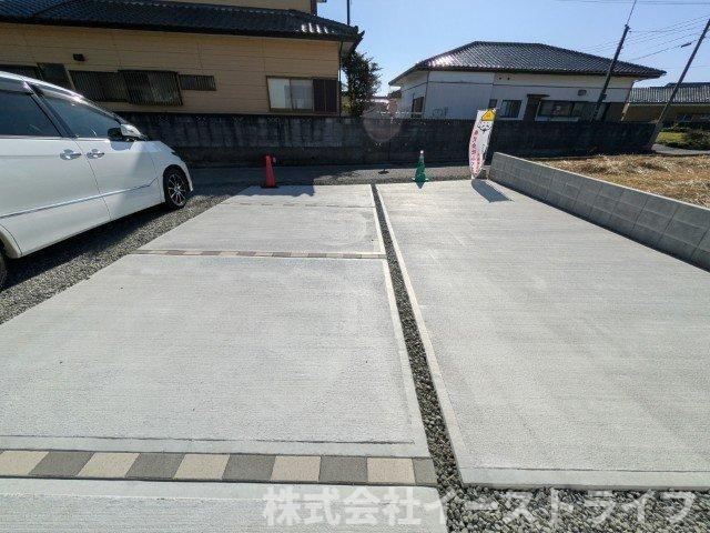 【新築戸建】　いわき市泉町下川3期5棟の駐車場|5号棟の駐車場　2台駐車可能