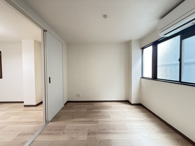 【居間・リビング】 | ラムールすみれ