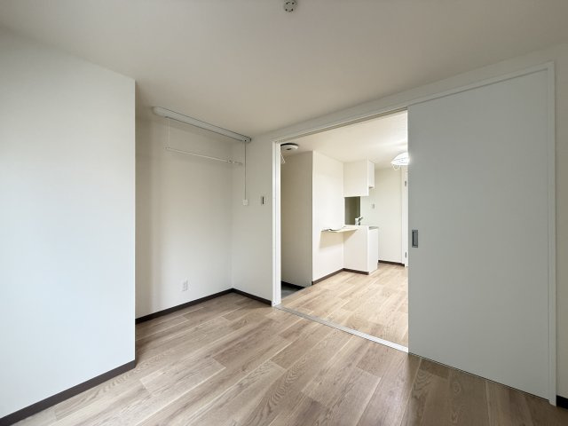 【居間・リビング】 | ラムールすみれ