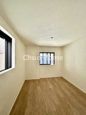 【子供部屋】 | 江戸川区北小岩7丁目新築分譲住宅 | 【子供部屋】お子様を持つ家庭の約6割が「家族や子どものため」に購入を希望。入学後の転校を避け、広い空間でのびのび育てたいなどの親心が、家探しのきっかけになっているようです。