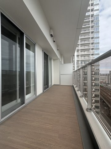 ザ・札幌タワーズ　ウェストタワーのバルコニー