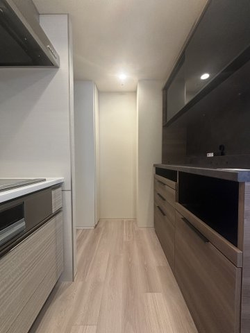 ザ・札幌タワーズ　ウェストタワーのキッチン|食器棚付で整理整頓も◎