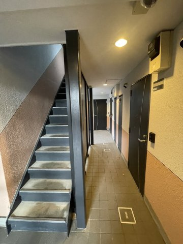イーストープ上北沢のロビー