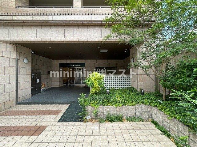 ボーベル長堀のエントランス