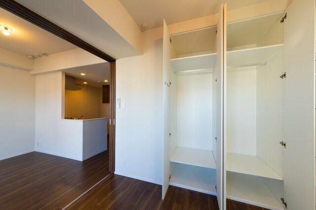 プラウドフラット西日暮里の収納|クローゼット