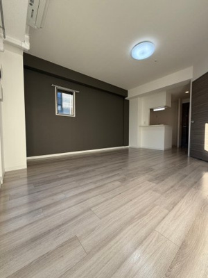 【居間・リビング】 | ラドゥセール梅田ウエスト