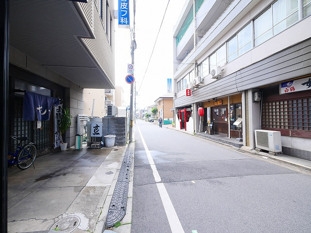 第二西田ビルのロビー