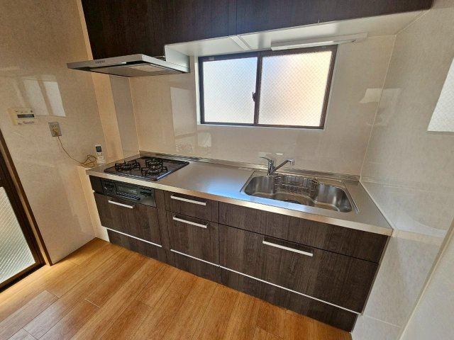 友田町メゾネット住宅のキッチン