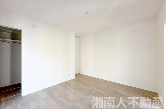 ★新築戸建て　茅ヶ崎市松風台　の洋室|広々とした洋室です