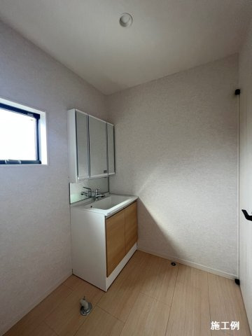 厚木市温水　築後未入居　全1棟の独立洗面台|同じ工務店様の施工例です。