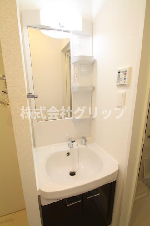 リヴシティ横濱末吉町の独立洗面台