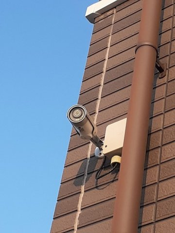 サニーリブＢ棟のエントランス|防犯カメラ付きで安心です★