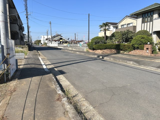 牛久市中央3丁目　土地73坪の前面道路含む現地写真|前面道路　北側幅員8.9ｍ
