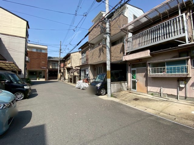 羽束師菱川町　条件無しの外観|【前道】