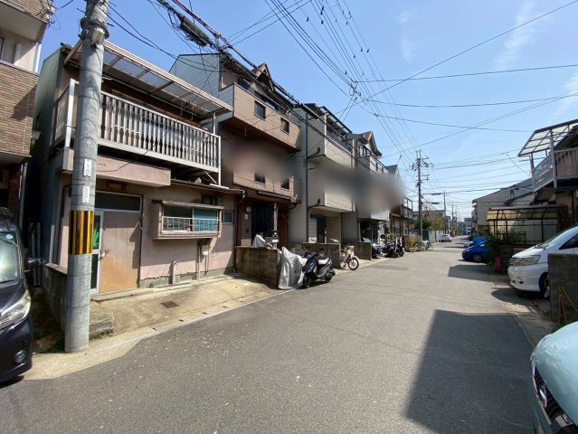 羽束師菱川町　条件無しの外観|【前道】