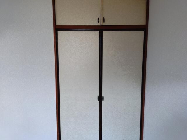 小林ビルの収納