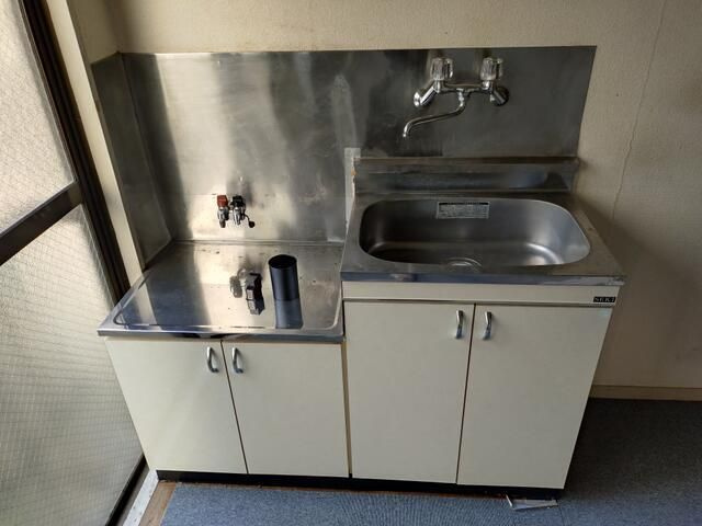 小林ビルのキッチン