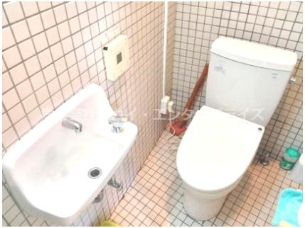 岸和田駅前中井店舗のトイレ