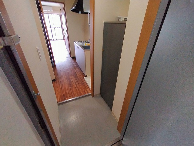 神戸市兵庫区上沢通１丁目の賃貸マンションの玄関