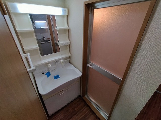 神戸市兵庫区上沢通１丁目の賃貸マンションの洗面所