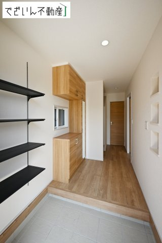 【玄関】 | blooming garden本庄市東台1丁目　新築住宅 | ≪1号棟≫
現地(2025年8月撮影)