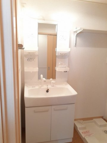 アルコバレーノⅢの洗面所|広い洗面スペースです★