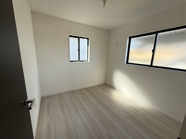 アーバンスタイル北群馬郡吉岡町9期　3号棟の洋室|２階洋室4です