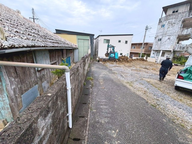 浦添市西原1丁目　土地　1号地の前面道路含む現地写真|2025/4/26　現地写真