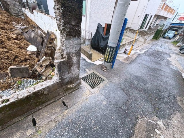 浦添市西原1丁目　土地　1号地の前面道路含む現地写真|2025/4/26　現地写真